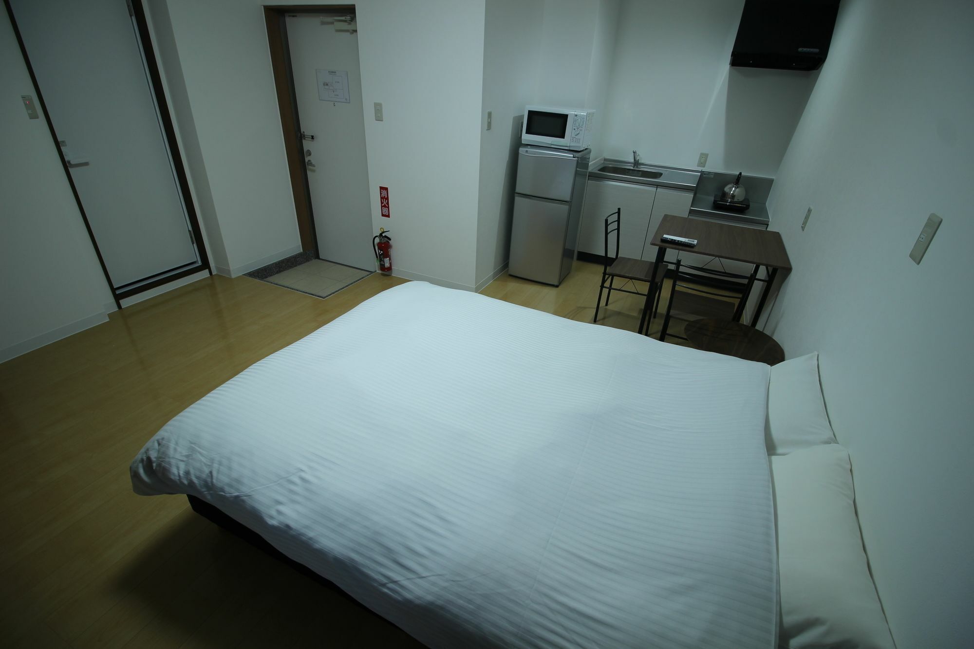 Glanz-Inn Matsuo-Guesthouse In Okinawa Naha Exterior photo